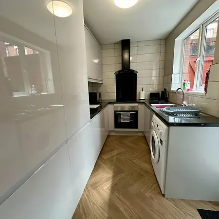2Br Ormeau Central Belfast Exterior photo