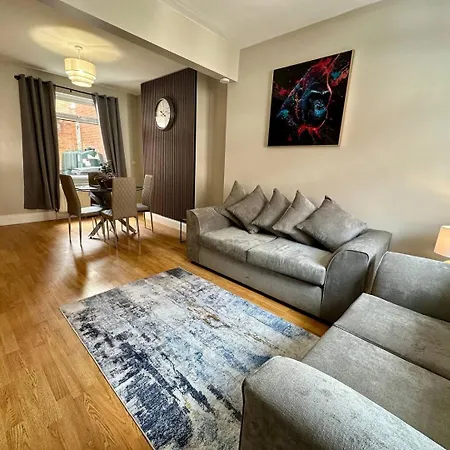 2Br Ormeau Central Belfast Exterior photo